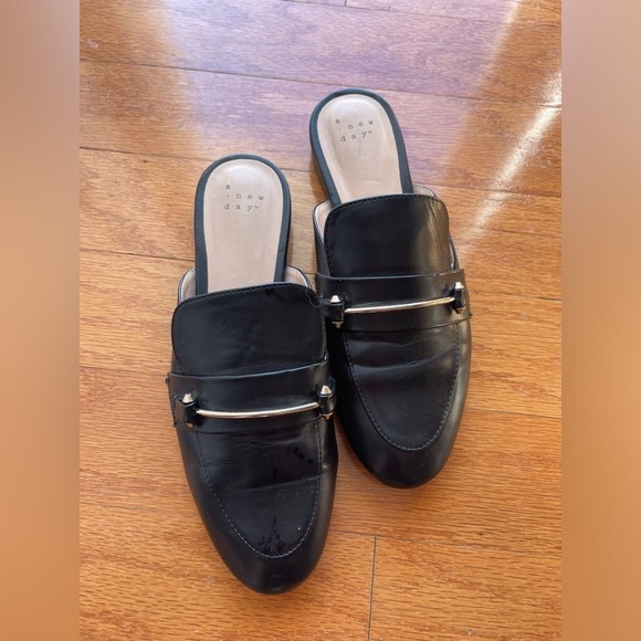 a new day Shoes - A New Day Black Slip-On Loafers with Gold Accent Size 7.5